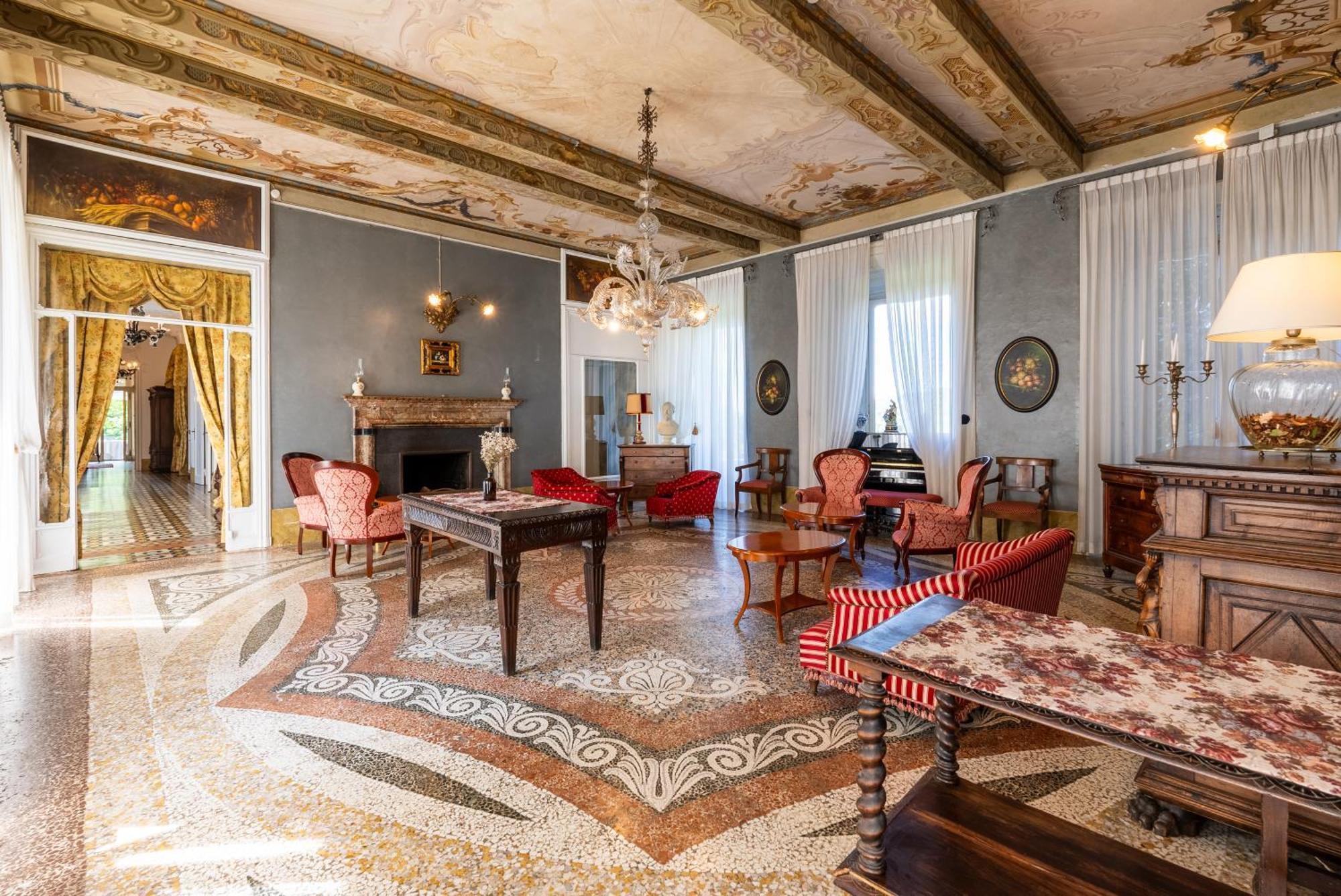 Hotel Villa Borghi Varano Borghi Esterno foto