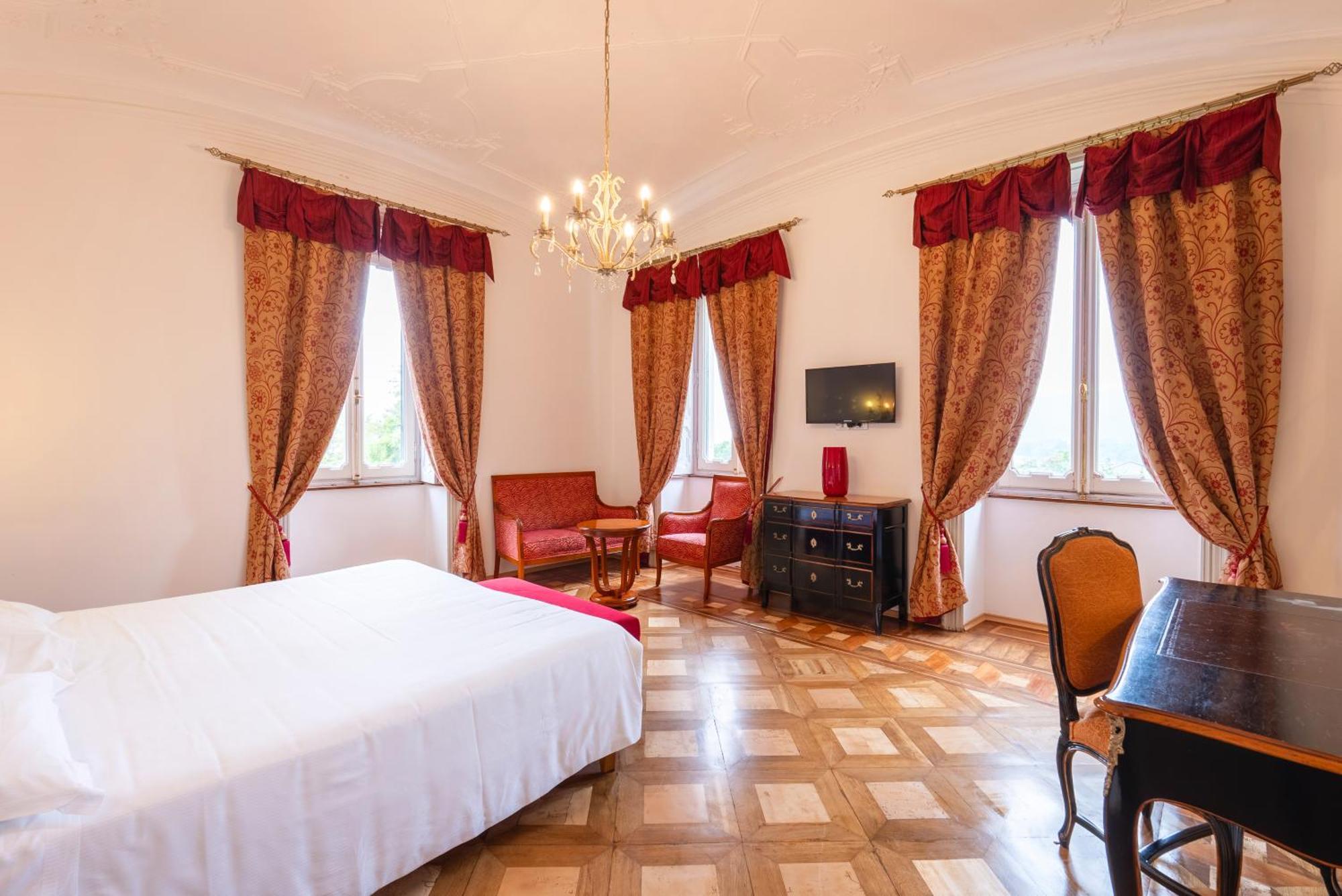 Hotel Villa Borghi Varano Borghi Esterno foto