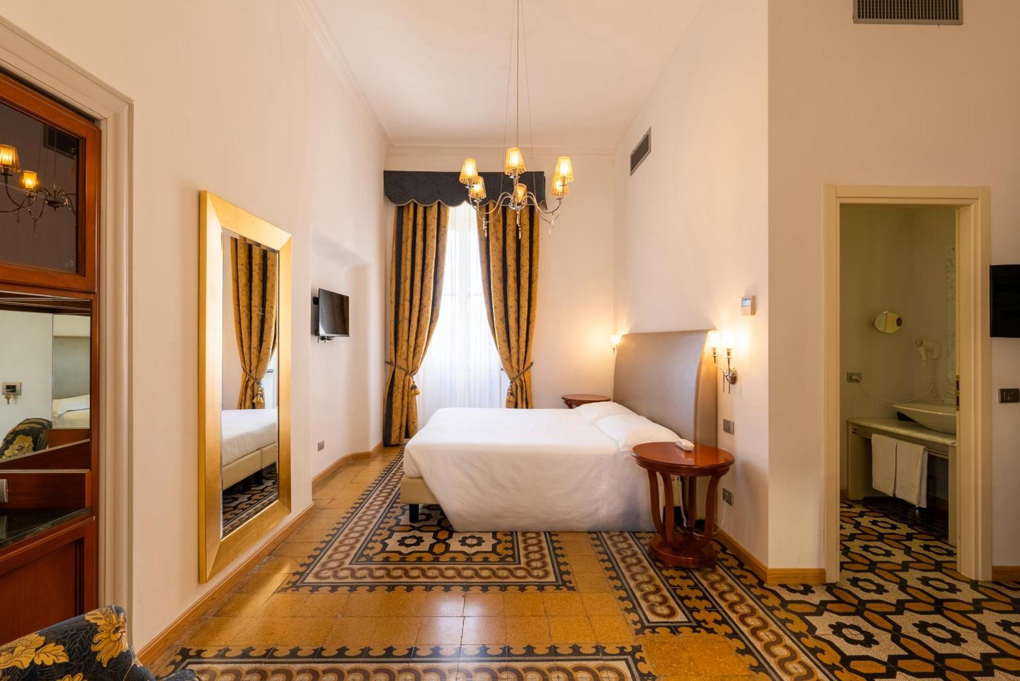 Hotel Villa Borghi Varano Borghi Esterno foto